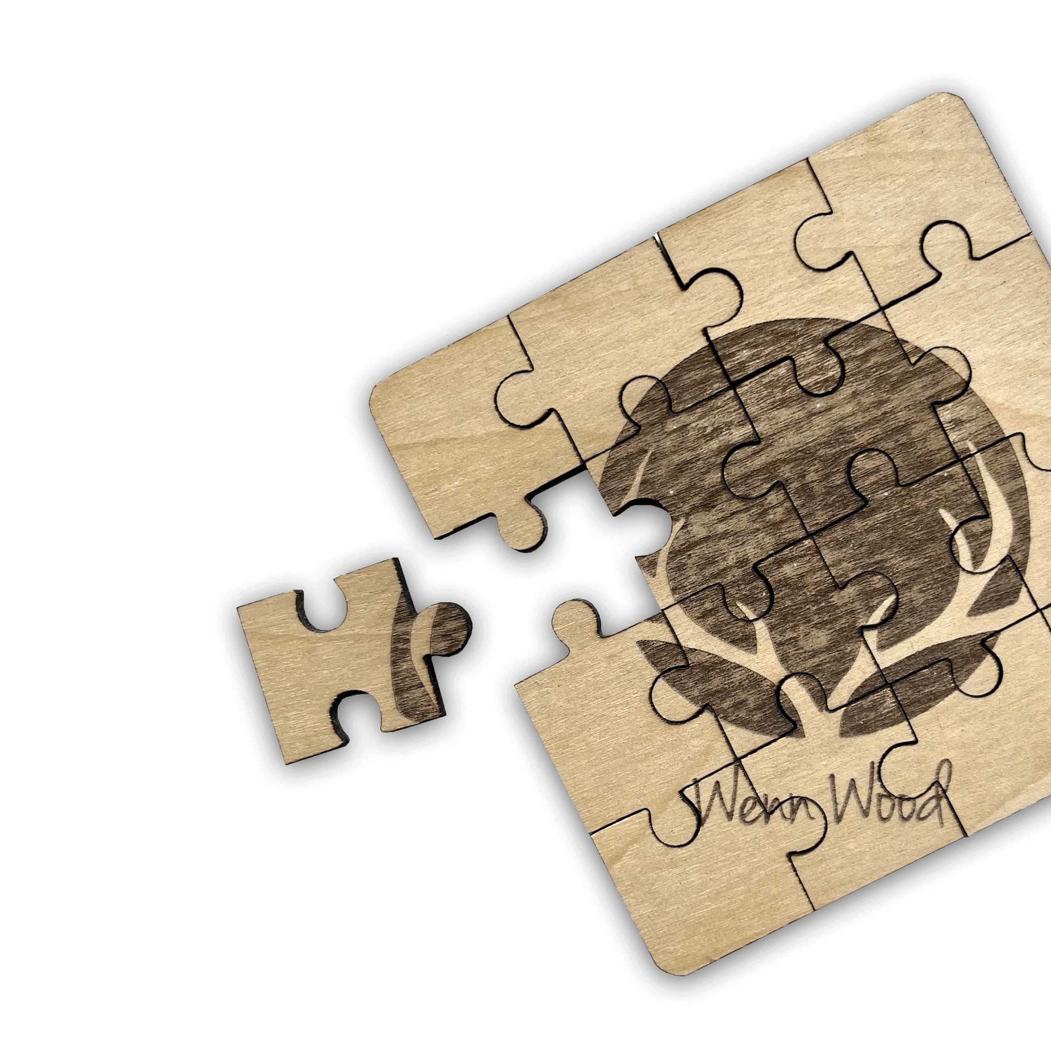 Puzzle en bois avec le logo de la marque Wenn Wood gravé